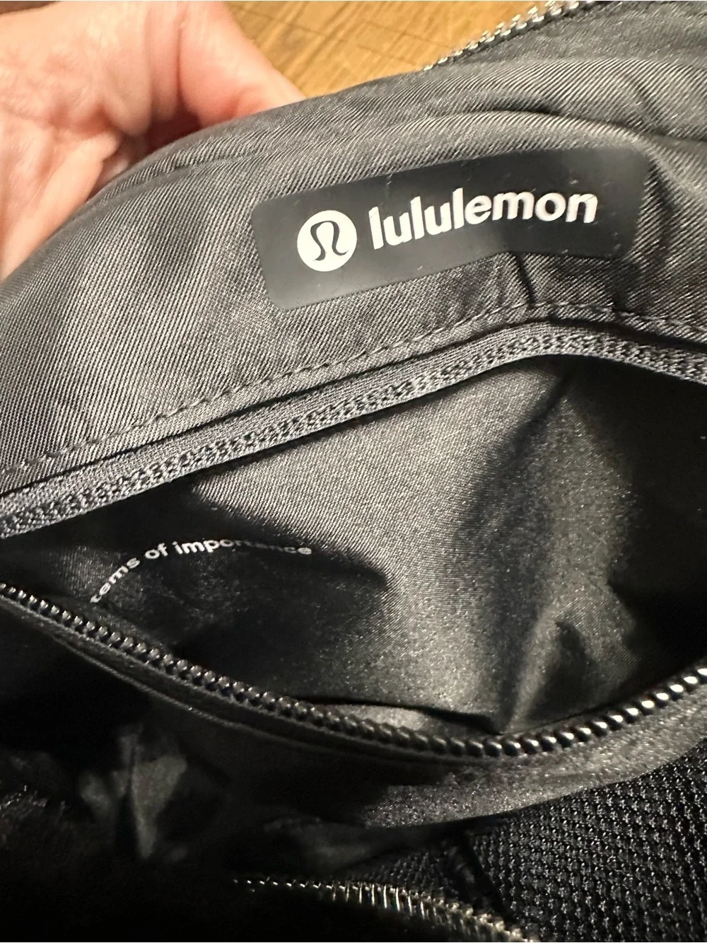 Lululemon Quilted Grid Tote Bag Mini 5L *Plush Fleece- NWT Black ⭐️